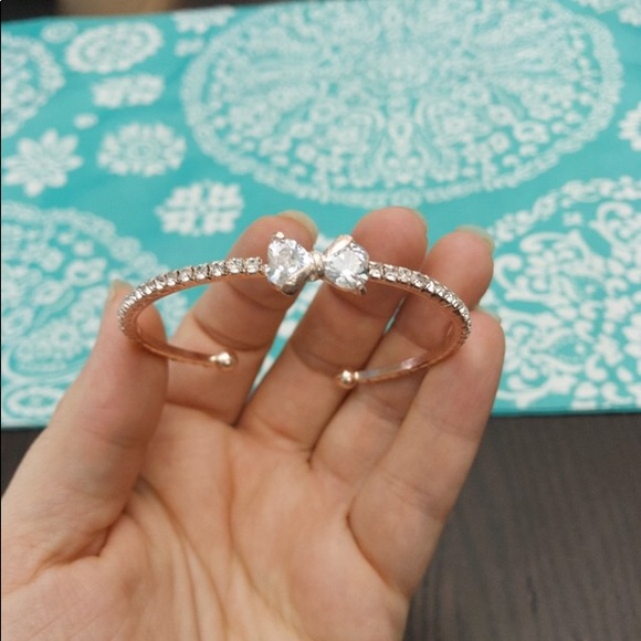 NEW!💙💎BOW🎀ROSE💗💛GOLDEN🎀CZ BANGLE CUFF!🎀💎💙 - Picture 3 of 15